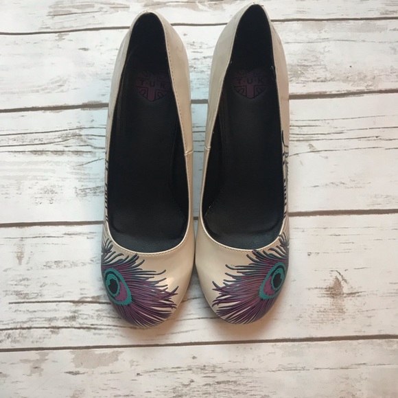 ModCloth TUK Peacock Feather Heels Shoes - Picture 4 of 8